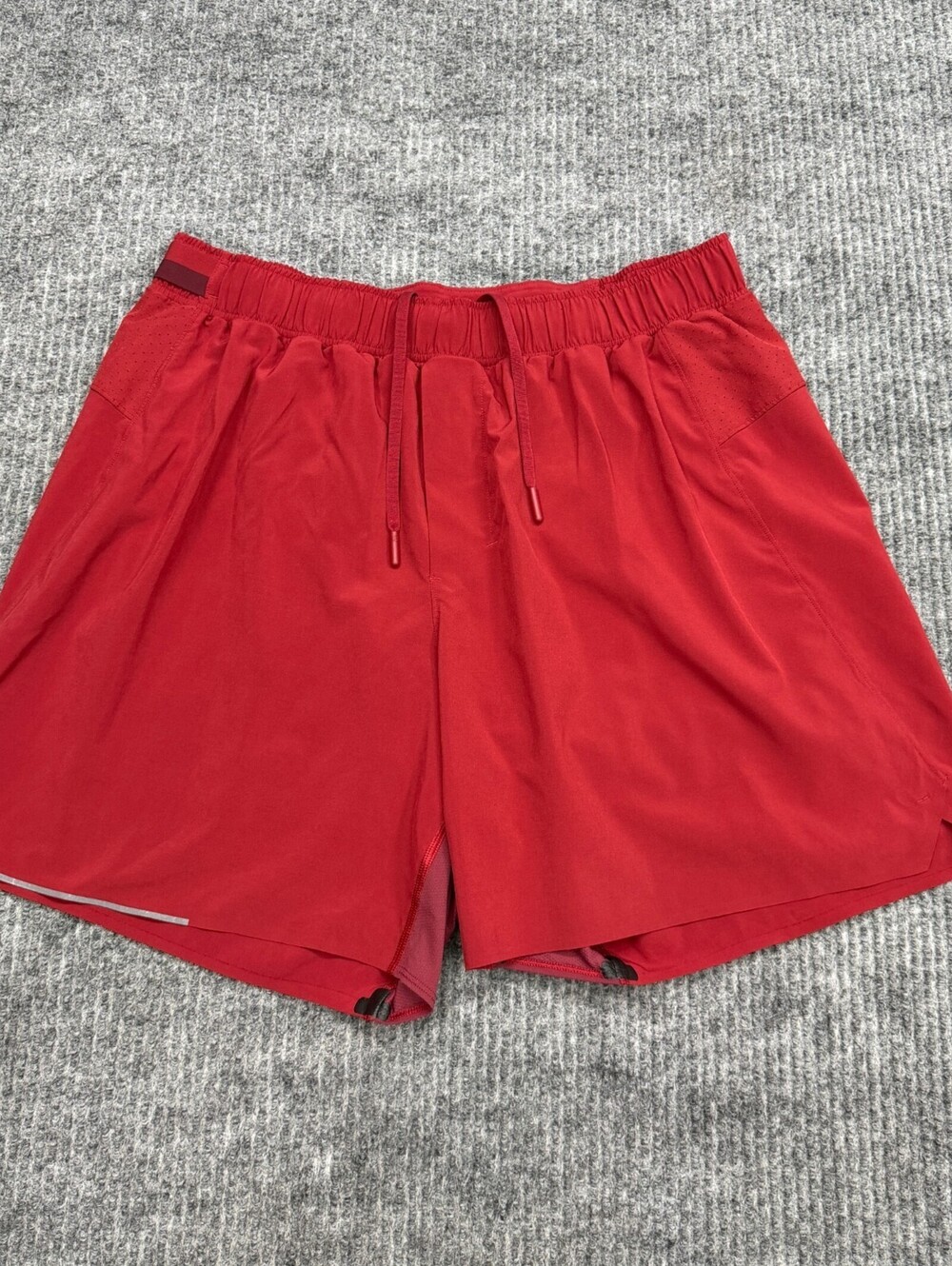 Lululemon Surge Lined Running Shorts Mens Size Large Red Gym Workout 5.5" Inseam